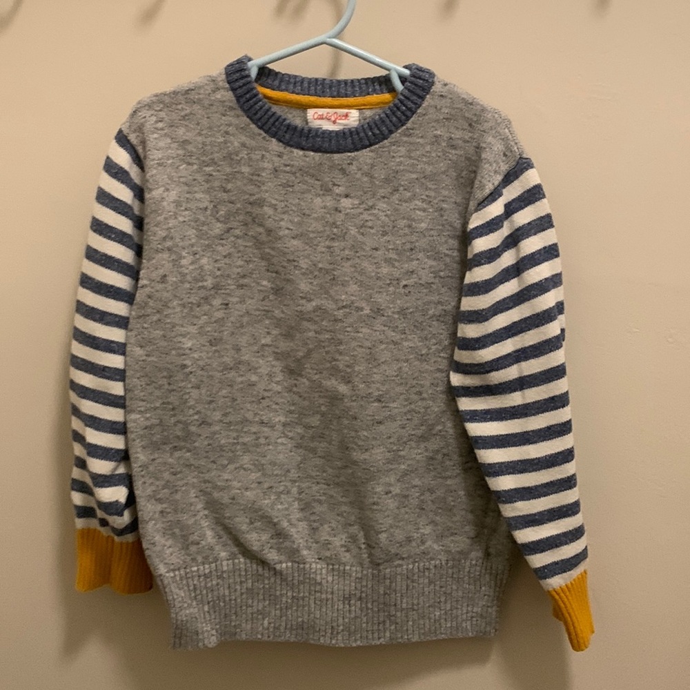Sweatshirt top